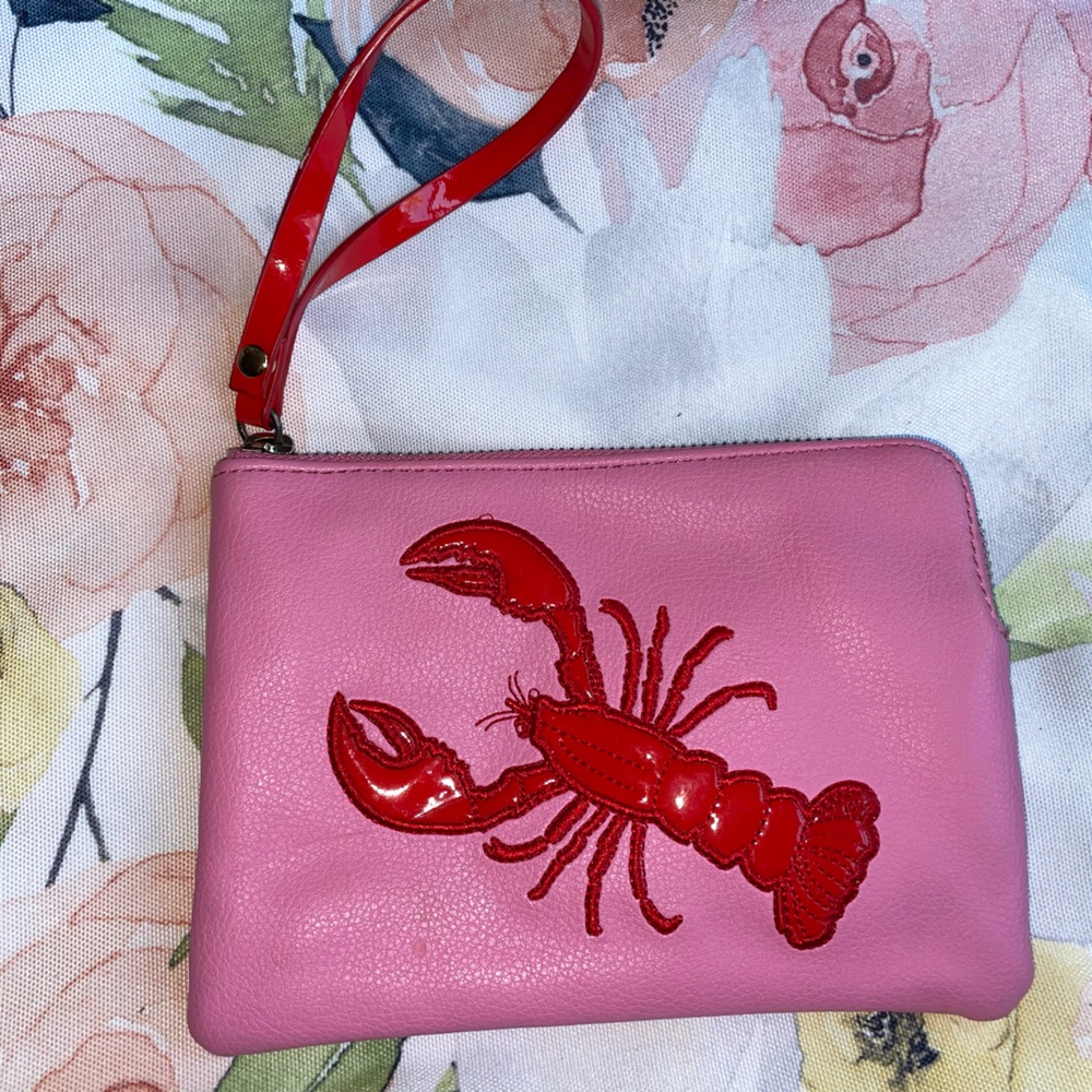 🦞Lobster wristlet super cute!🤍